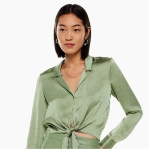 Aritizia long sleeve Tie-Front in Bitter Sage 2XS